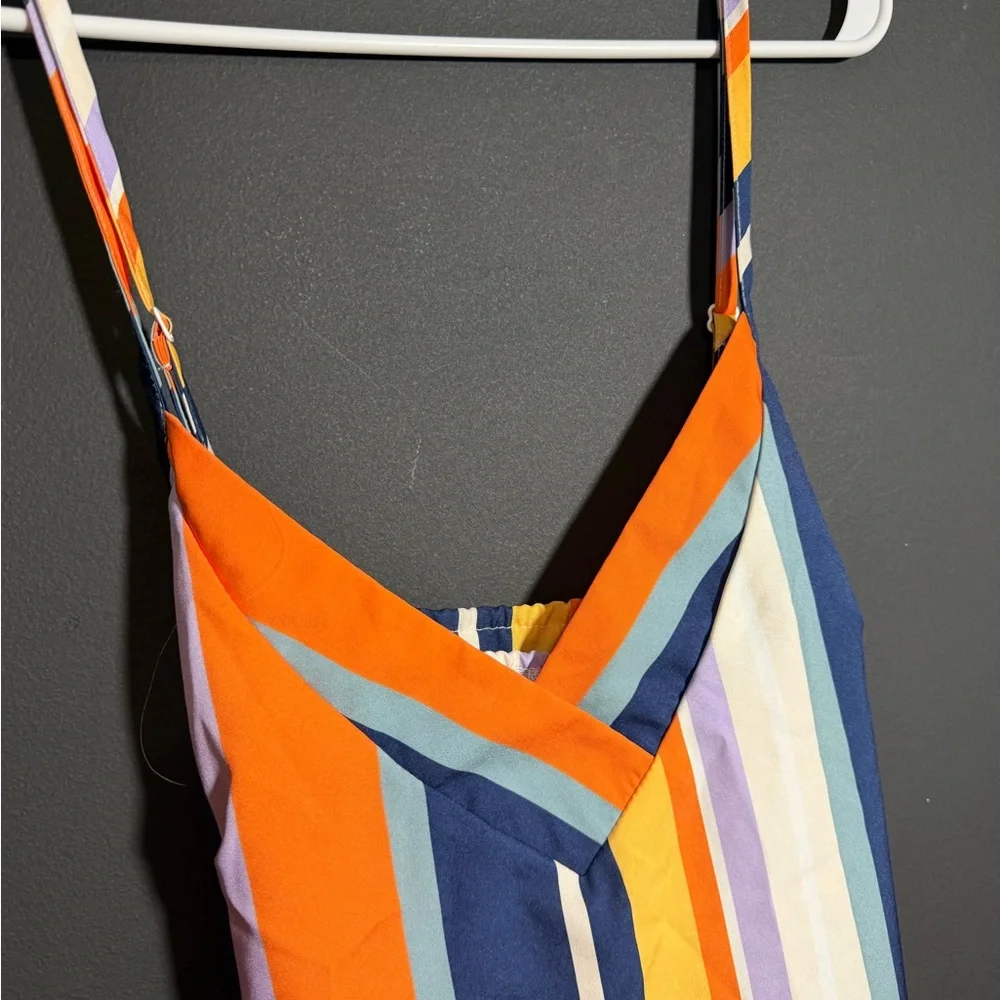 Loness Strappy Tank. - Picture 5 of 7